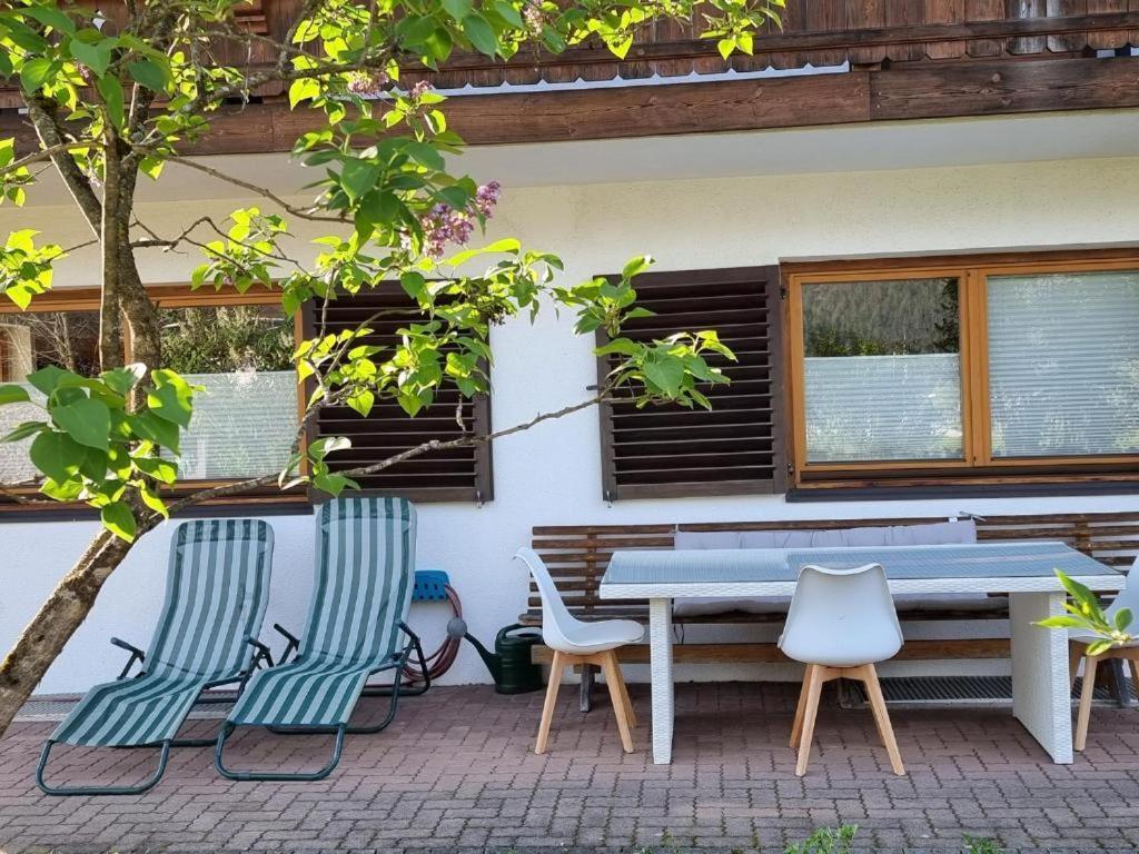 80 M2, Fuer Bis 6 Personen Mit Tollem Skigebiet, Zentral Und Doch Ruhig Waidring